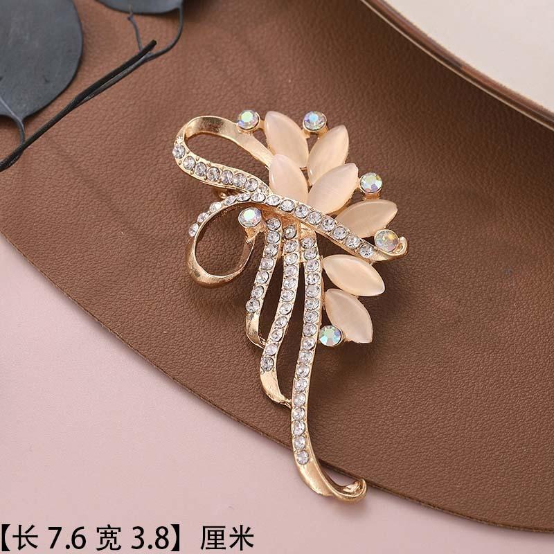 Brooch Premium Niche Accessories Versatile Creative Women's Collar Pin Diamond Anti-light Temperament Corsage