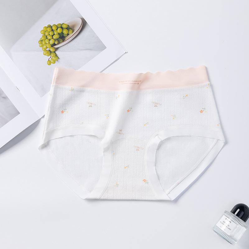 Women's Spring and Autumn Printed Cotton Gentle Small Floral Traceless Underwear