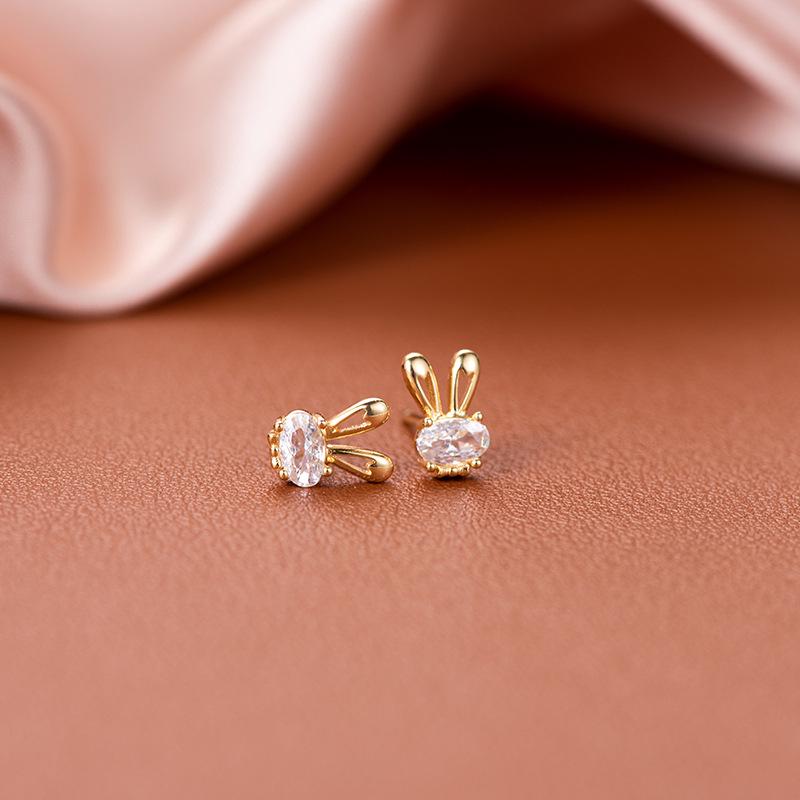 Banyan Tree S925 Silver Zircon Rabbit Earrings - Elegant, High-End Diamond Design for Women