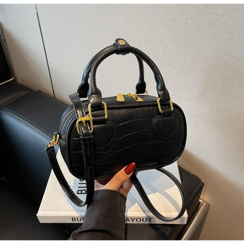 

Handbag summer new niche design single shoulder oblique span bag fashionable versatile retro bag чорний