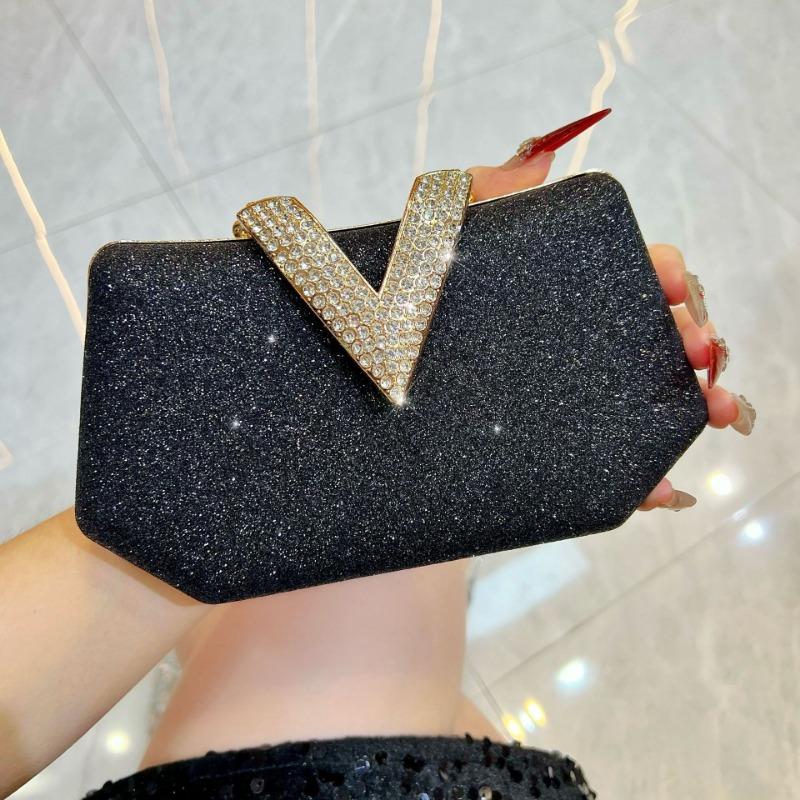 Elegant Evening Clutch: Versatile and Sophisticated Luxury-inspired Fashionable Crossbody Bag