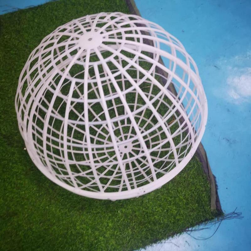 3Pieces Set Safety Spherical Pet Chicken Cage Chicken Rolling Ball Shaped Chicken Hamster Ball Cage Cut Rolling Protective Cages