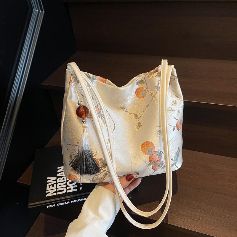 

Новая сумка в китайском стиле, национальный стиль, женская сумка большой вместимости, 2025, новая, трендовая, модная, популярная сумка через плечо, модная сумка-ведро