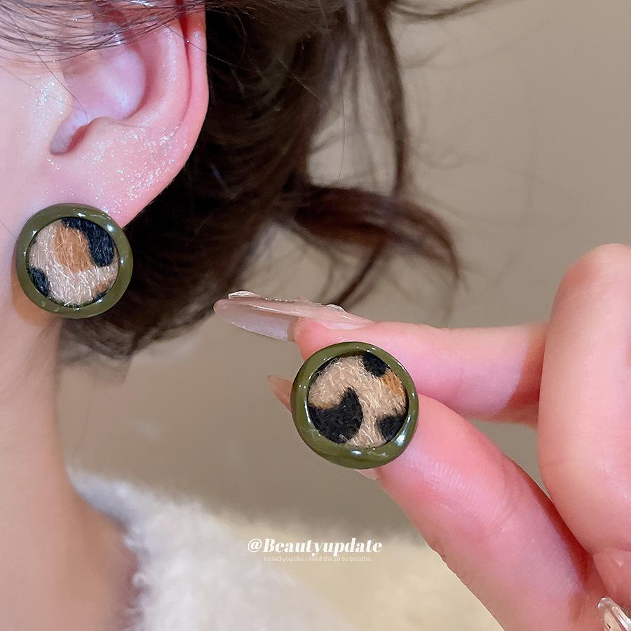 Silver Needle Leopard Square Round Stud Earrings Vintage Maillard Niche Earrings Earrings Daily Versatile Earrings