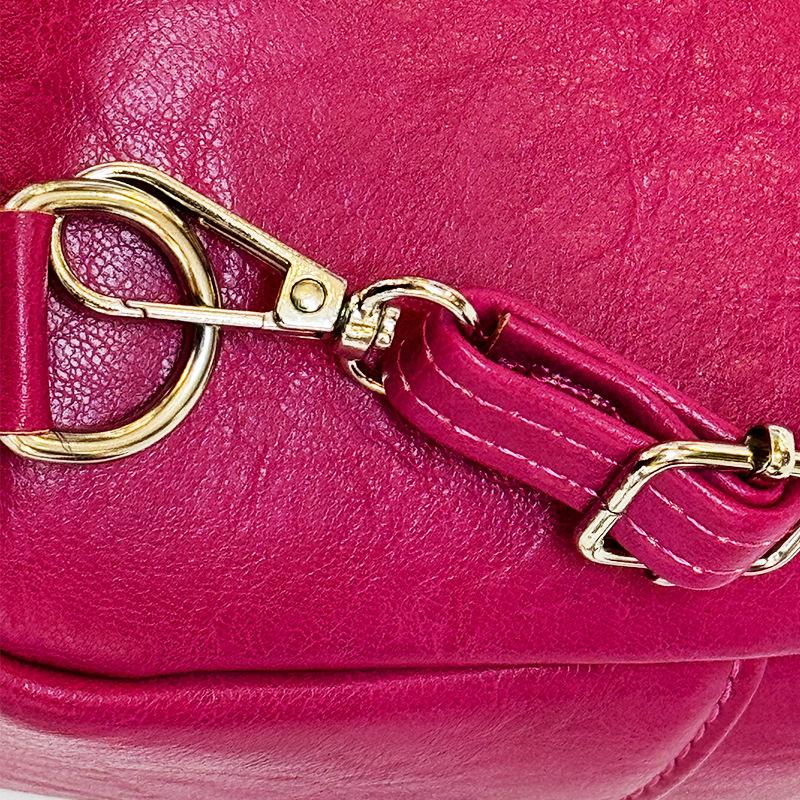 A Fashionable Simple and Casual Backpack for Daily Travel