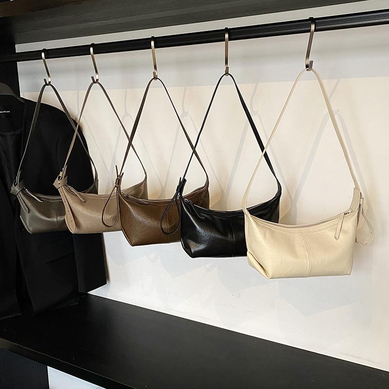 Simple and Versatile Commuter Messenger Bag Women's Fashion Trend Shoulder Bag Niche Retro Casual Dumpling Bag