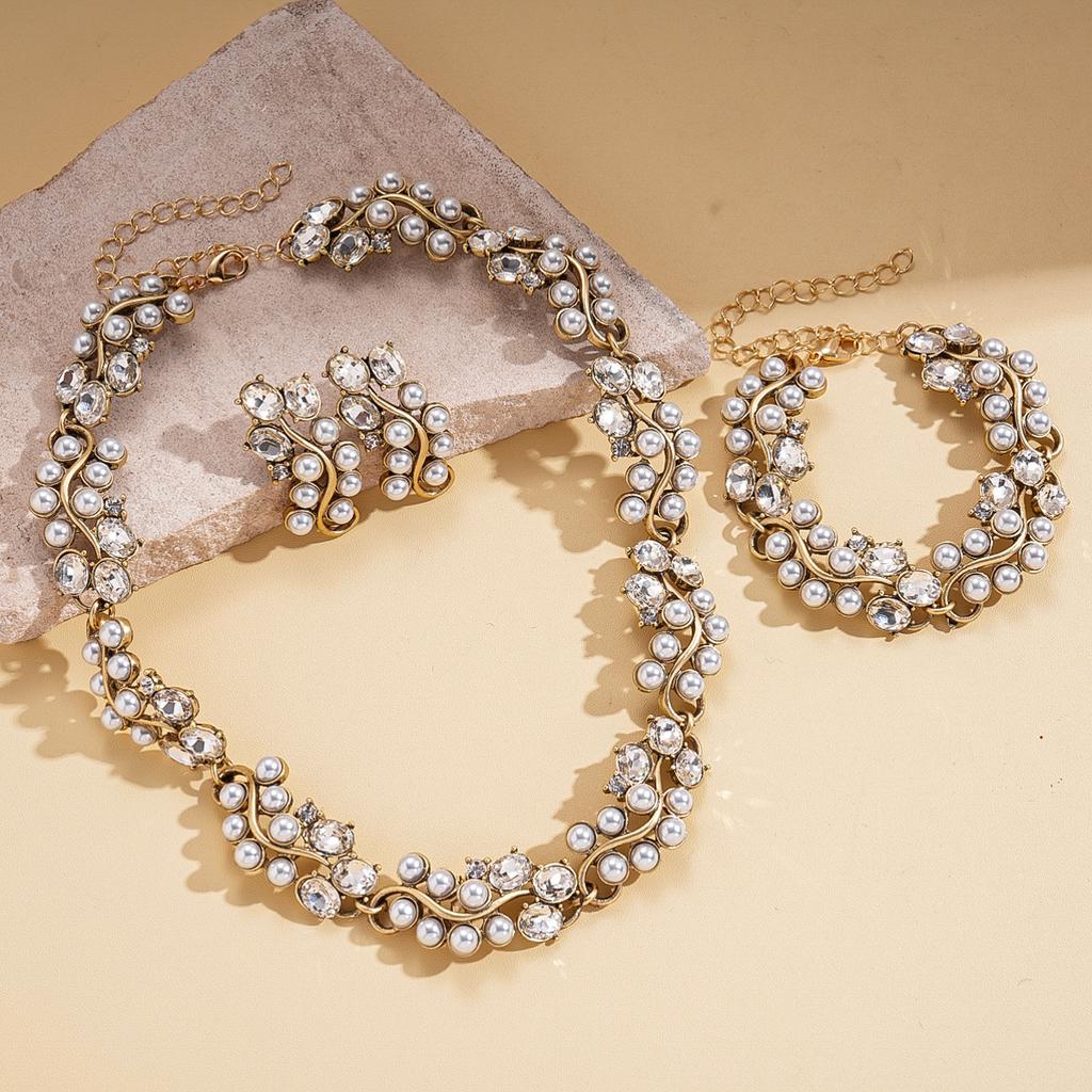 Diamond-encrusted Imitation Pearl Beaded Geometric Adjustable Sweater Chain Temperament Light Luxury Necklace