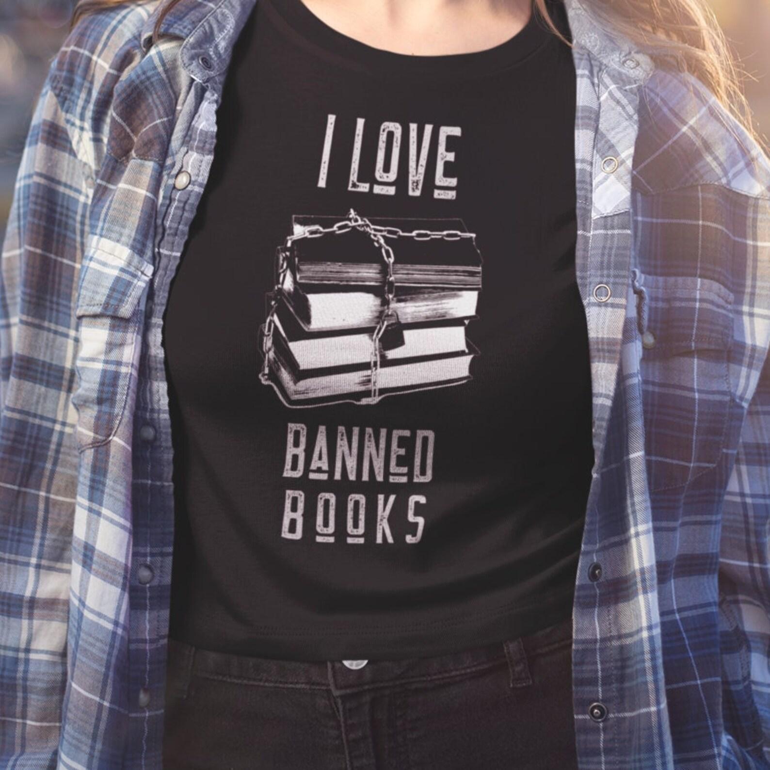 BANNED BOOKS SHIRT - Freedom to Read T-shirt, Read Banned Books Tee, I m with the banned Tshirt, anti-censorship, Stop Banning Books 4XL