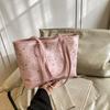 Large Capacity Bag Women's New Casual Versatile Shoulder Shopping Bag Fashion Class Commuter Tote Bag