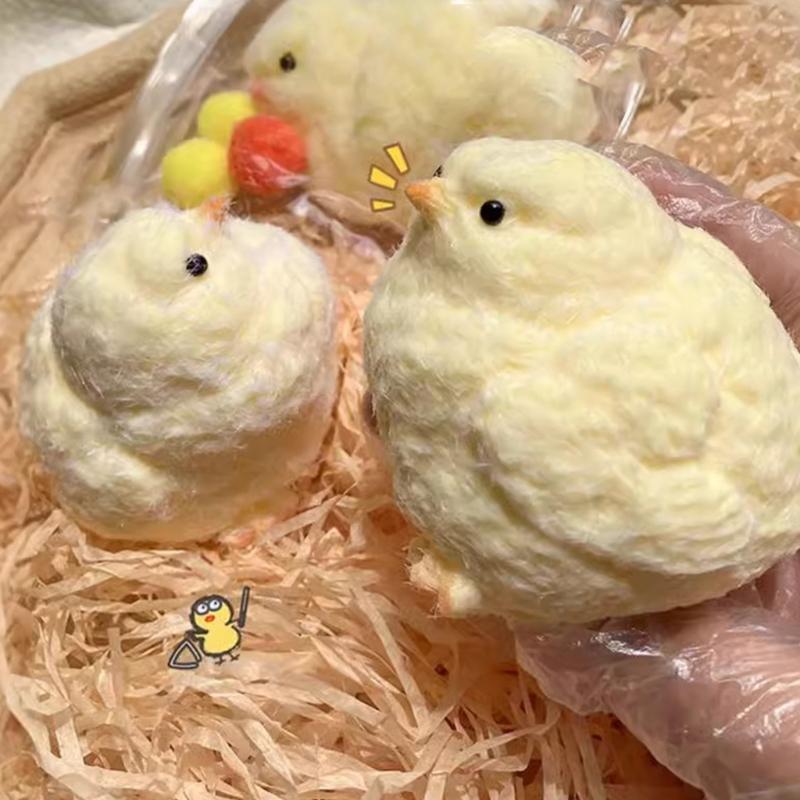 Squeeze Chick Decompression Soft Vent Toy Stretch Novelty Chick Toy for Adult Stress Relief Toy Student Hand Squeeze Toy