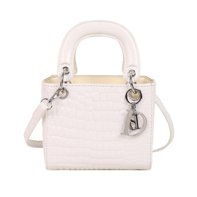 Fashion hand carry small square bag, the new niche simple women's bag of the season, trendy versatile single shoulder messenger bag