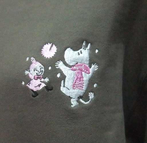 ムーミン トレーナー チャコール MOOMIN