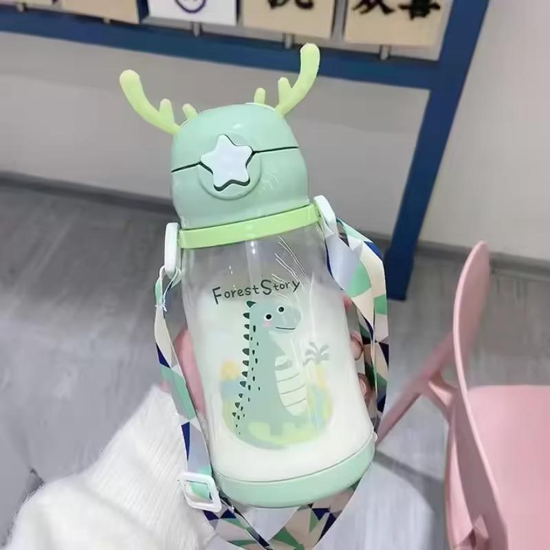 Creative Fashion 600Ml Cartoon Plastic Water Bottle Children's Large Capacity With Antlers Student Gift Straw Cup Portable Leaki
