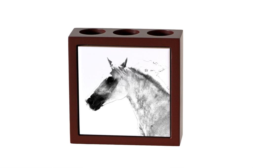 Barb Horse – Pen holder with a horse, desk organizer with a print | Art-Dog