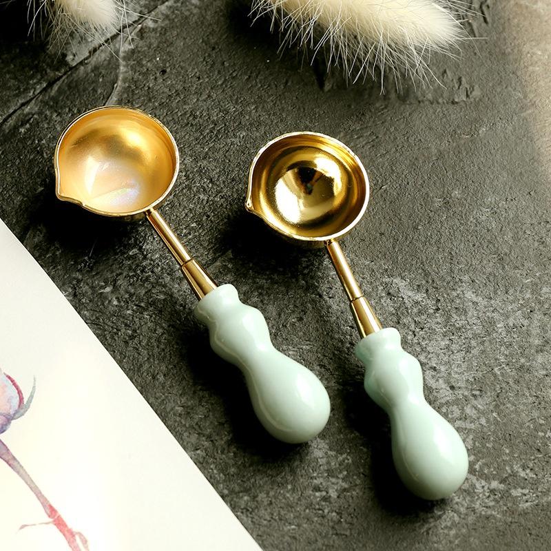 1Pc Wax Stamp Seal Spoon Retro Handle Sealing Wax Melting Spoon for Wax Sealing Decorative Wax Stamp Craft Gift