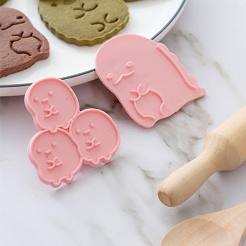 10 Stück Weihnachtskugeln Muster Ausstecher Set Cartoon Drückbare Kekse Form Plastik Keksstempel DIY Backwerkzeug