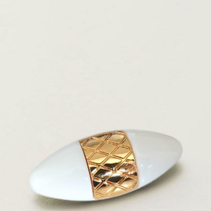 

Olive-shaped Gold-plated Clothing Buttons Fall and Winter Fur Coat Buttons Handmade Materials for Sewing Clothing Buttons