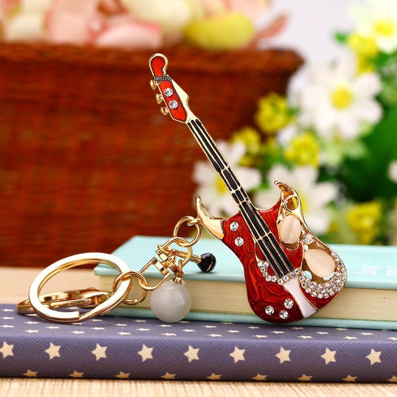 Exquisite Rhinestone Bear Keychain Pendant for Women - Cute Gift for Bag Accessory