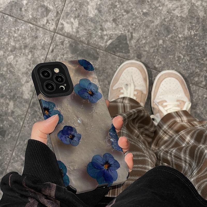 Blue camellia is suitable for Apple iphone14promax mobile phone case, new premium 13 toothpick pattern 12 Korean style.