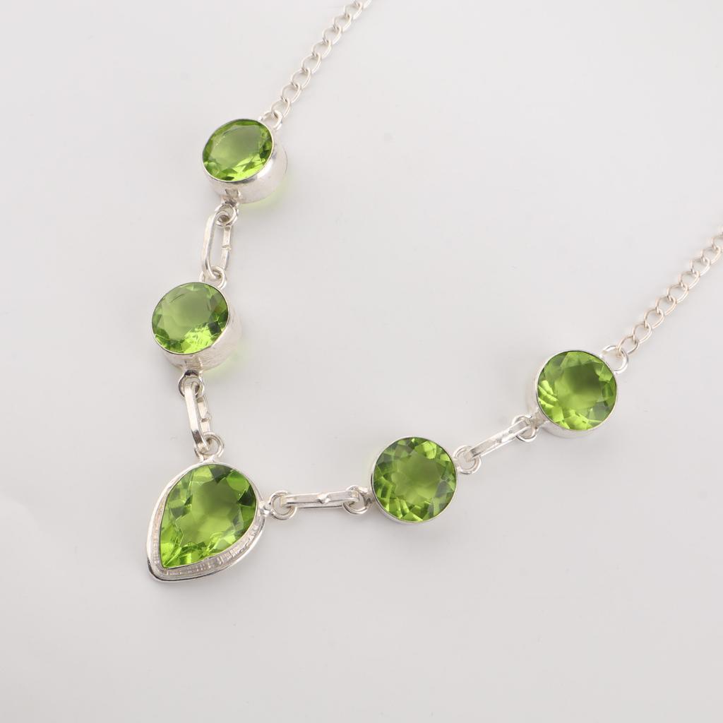Naturlig Peridot Ädelsten Silverhalsband 16-18" 925 Sterling Silver Handgjorda Smycken för Kvinnor Som Gåva till Alla Hjärtans Dag RN-3-5