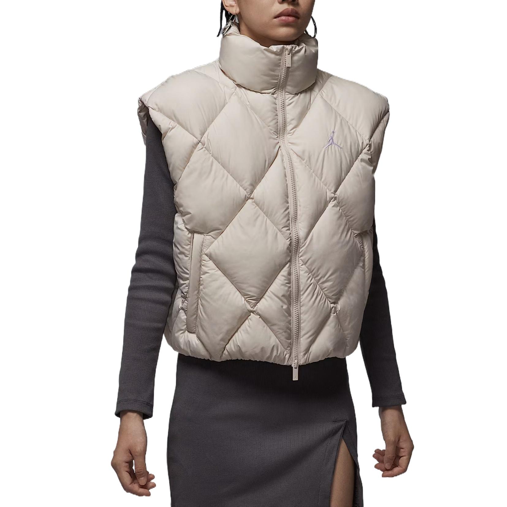 (WMNS) Air Jordan Brooklyn Quilted Puffer Vest  Light Orewood Brown  Women s HV0414-104 L