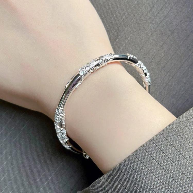 Flowering New Bracelet Female Solid Niche High Sense Girlfriend Valentine s Day Birthday Gift