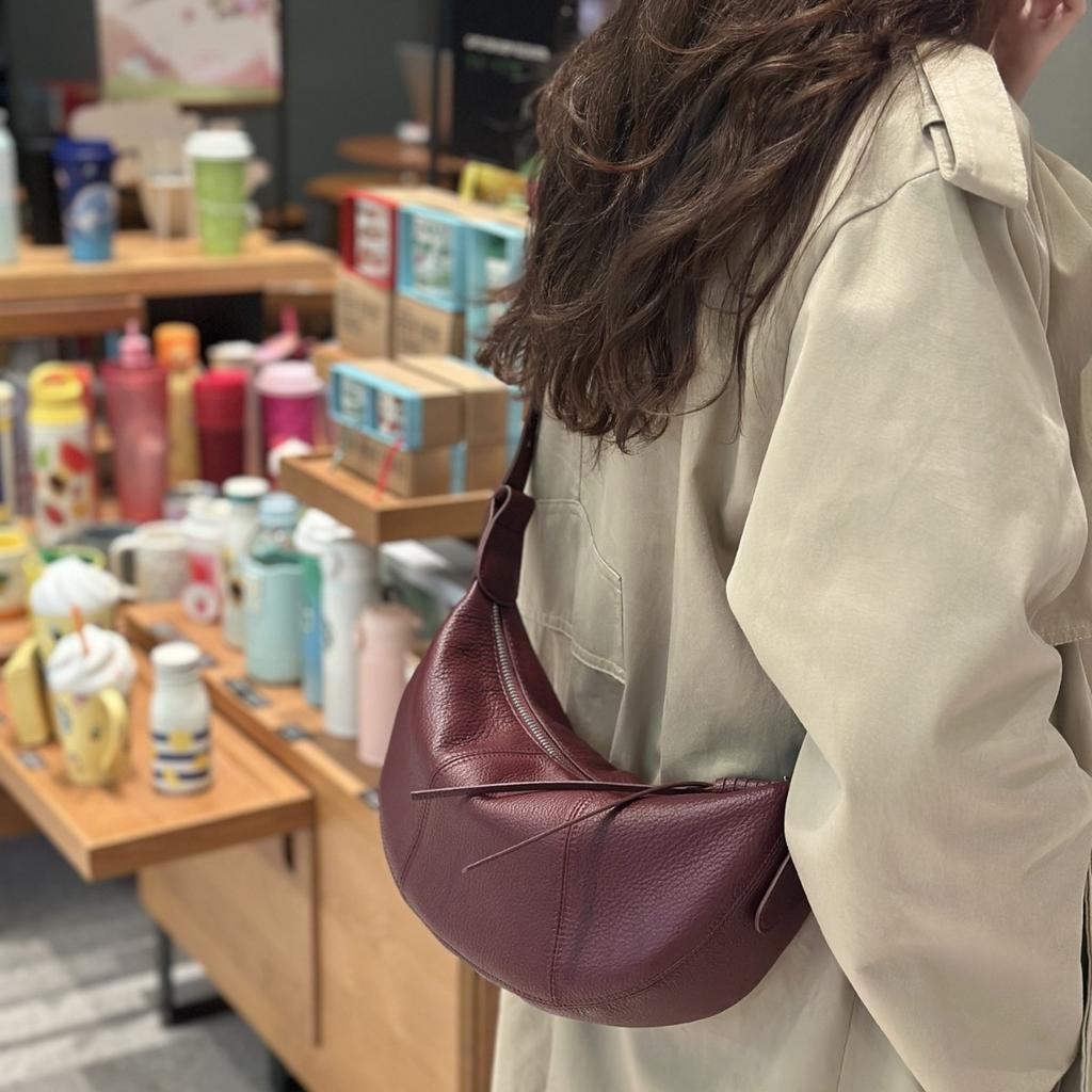 First Layer Cowhide Diagonal Cross Dumpling Bag, New Genuine Leather Single Shoulder Practical Natural Drop Pattern Cowhide Crescent Bag