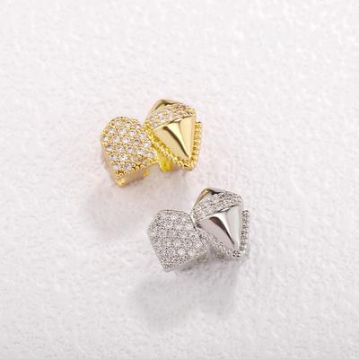 Echtgoldbeschichtete Voll-Diamant Zirkonia Zahnspangen Spiegeloberfläche V-förmige Reißzähne Vampirzähne TEMU Halloween Heißer Verkauf Zahnschmuck