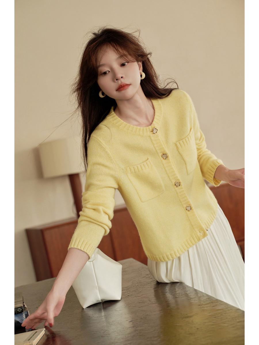 

Представляем женский кашемировый кардиган Осень/Зима 2024 – 100% чистый козий кашемир, омолаживающий, толстый, с длинным рукавом, модный вязаный свитер. Large