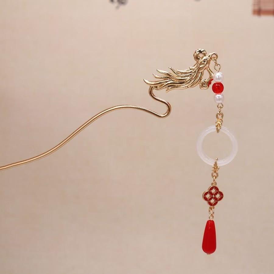 Sandalwood Women's Hairpin: Elegant Modern-Chinese Style Wooden Updo Stick