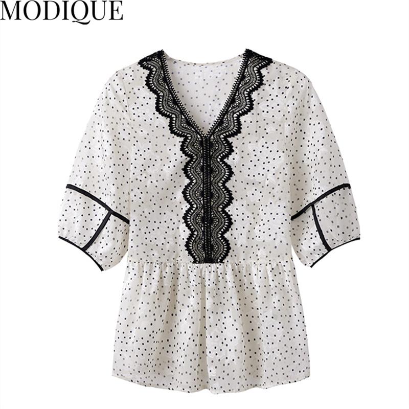 MODIQUE Summer Plus Size Summer Women T-Shirt Casual Loose V-Neck Lace Cotton Linen Tees Short Sleeve Elegant Lady Big Size