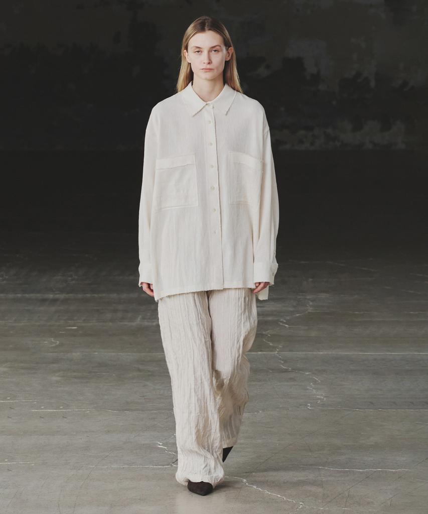 INSILENCE WOMEN Pleated Pants Beige