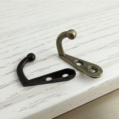 Elementi di fissaggio e ganci – Ganci