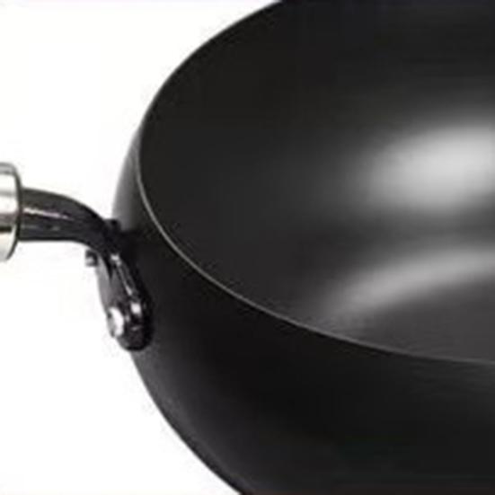 Traditional Wok Hammered Iron Pan with Non-Stick Coating Wooden Handle Frying Pan