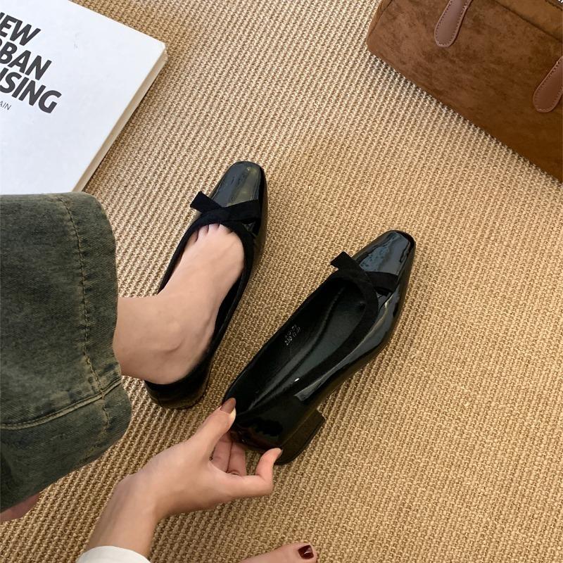 Nye Dame Mote Sløyfe Luksus Metall Blomst Fritidsslippers Svart Vinrød Firkantet med Slip-on Firkantet Tå Damesko