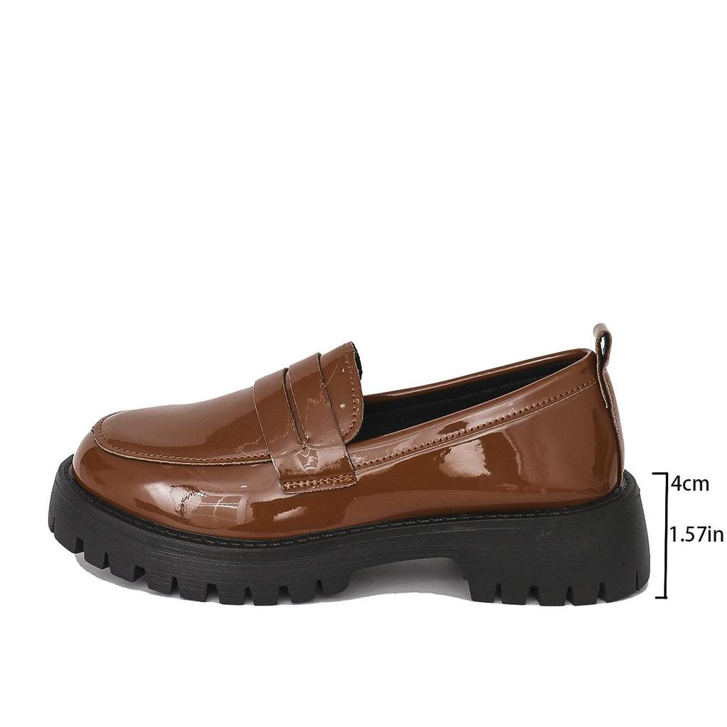 Chunky-Soled Round Toe Block Heel British Style Women's Leather Shoes - 2024 Autumn/Winter Retro Slip-On Collection.