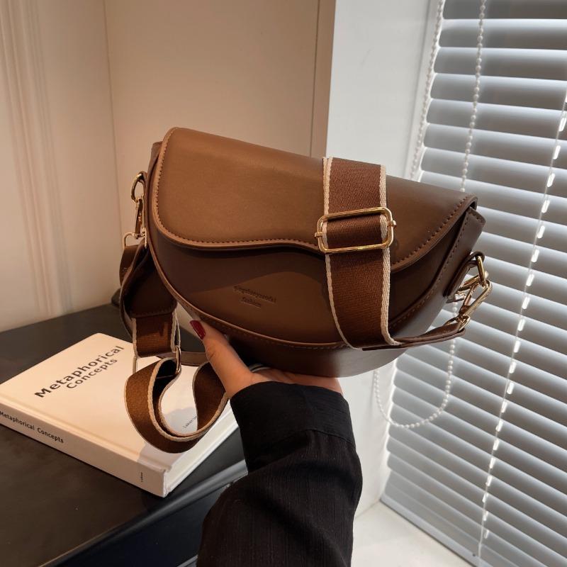 

Текстурированная маленькая сумка женская новая популярная ретро универсальная сумка-мессенджер модная одноплечевая подмышечная сумка-седло темно-коричневого