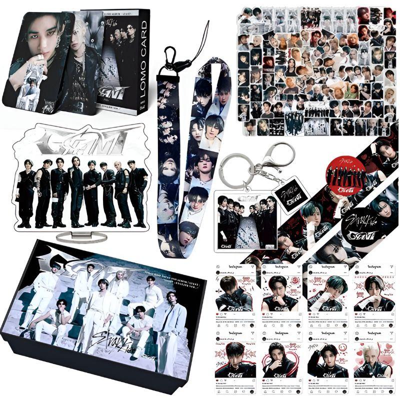 Stray Kids MAXIDENT Keychain Gift Set
