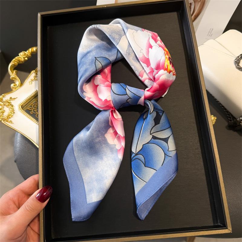 70*70Cm Designer Print Scarf Women Silk Scarves Bandana Hijab Neckerchief Shawl Kerchief Summer Hair Band Foulard Lady Luxury