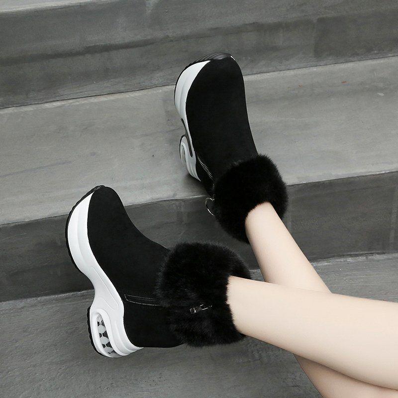 Fashion Height Increase Plush Sports Chunky Ladies Shoes Winter Designer Luxury Padded Boot Trend 2025 Novelty Goth Women's Snow Boots