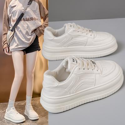 Plateau weiße Schuhe Damen 2025 neu Sommer atmungsaktive Damenschuhe mit Röcken beliebte erhöhende Board-Schuhe