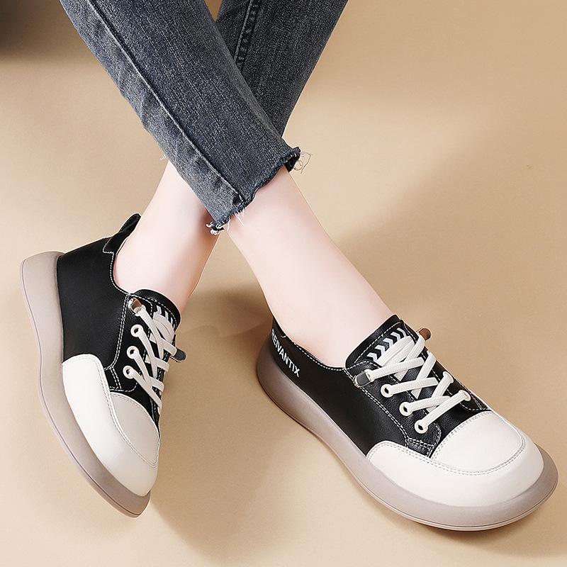 Soft Sole Soft Surface Autumn New Light and Not Tired Feet Casual Shoes
