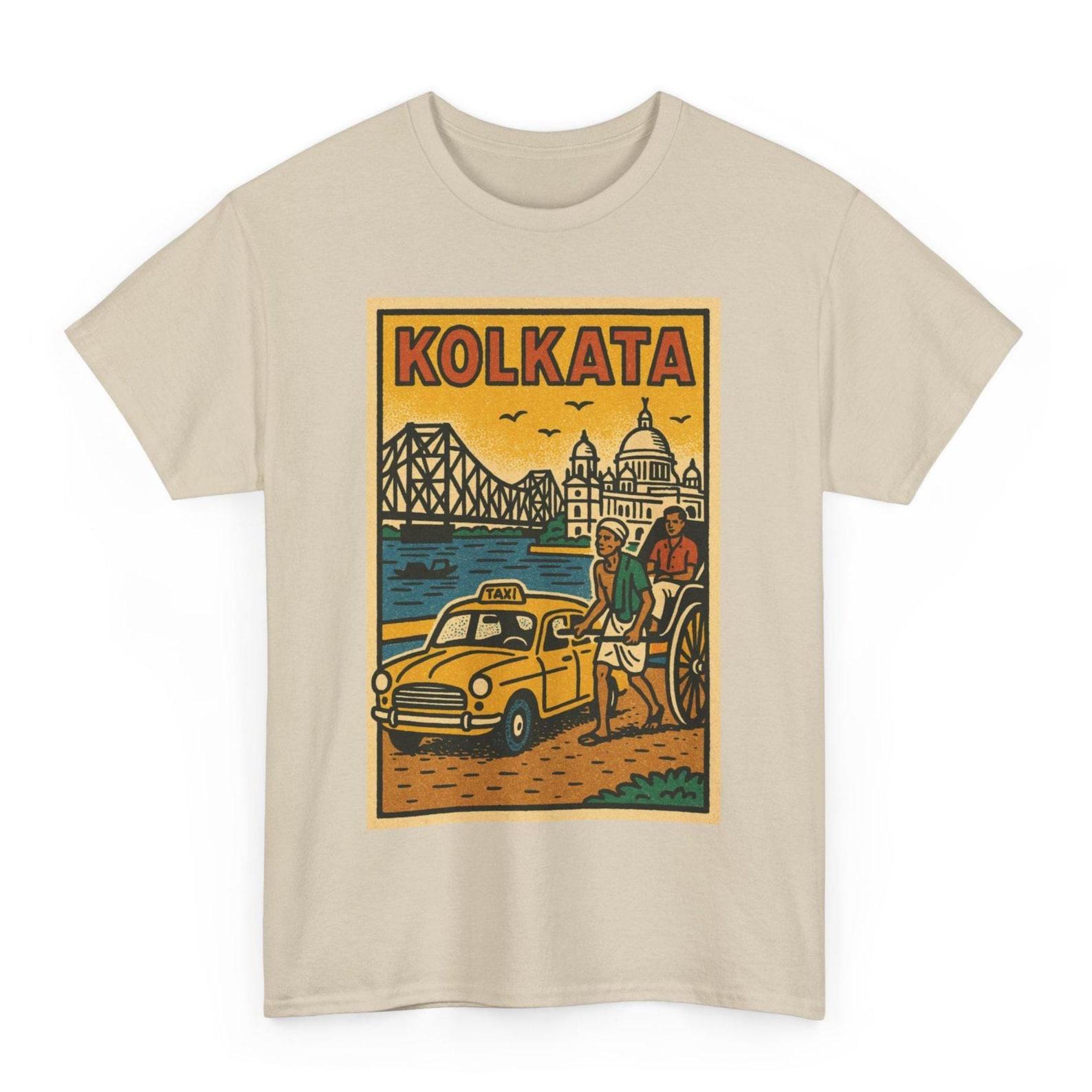Kolkata T-Shirt: Retro Comic Style Indian City Graphic Tee XL