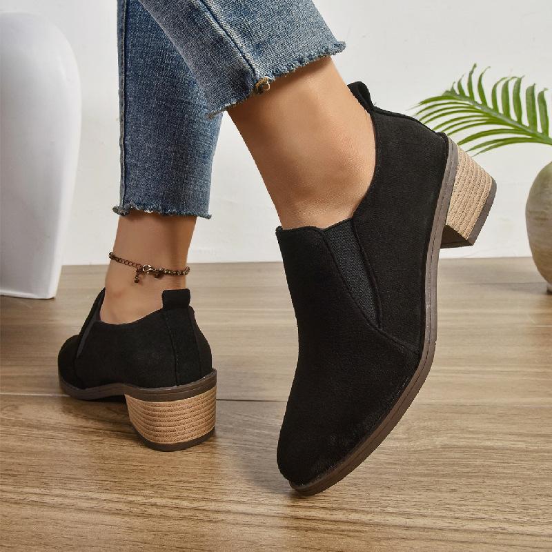 Plus Size Women Pointed Toe Chunky Mid Heel Deep Mouth Loafers