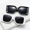 New Narrow Frame Sunglasses Women Fashion Vintage Big Square Sun glasses European American Style