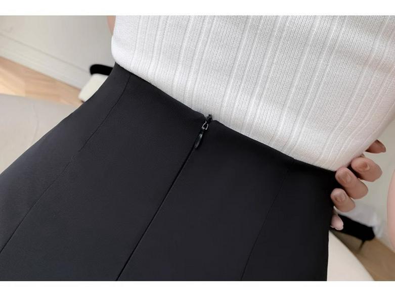 Women's Slimming A-Line Black Shorts - Summer Design, Wide-Leg, Casual, with Back Zipper for Outdoor Wear