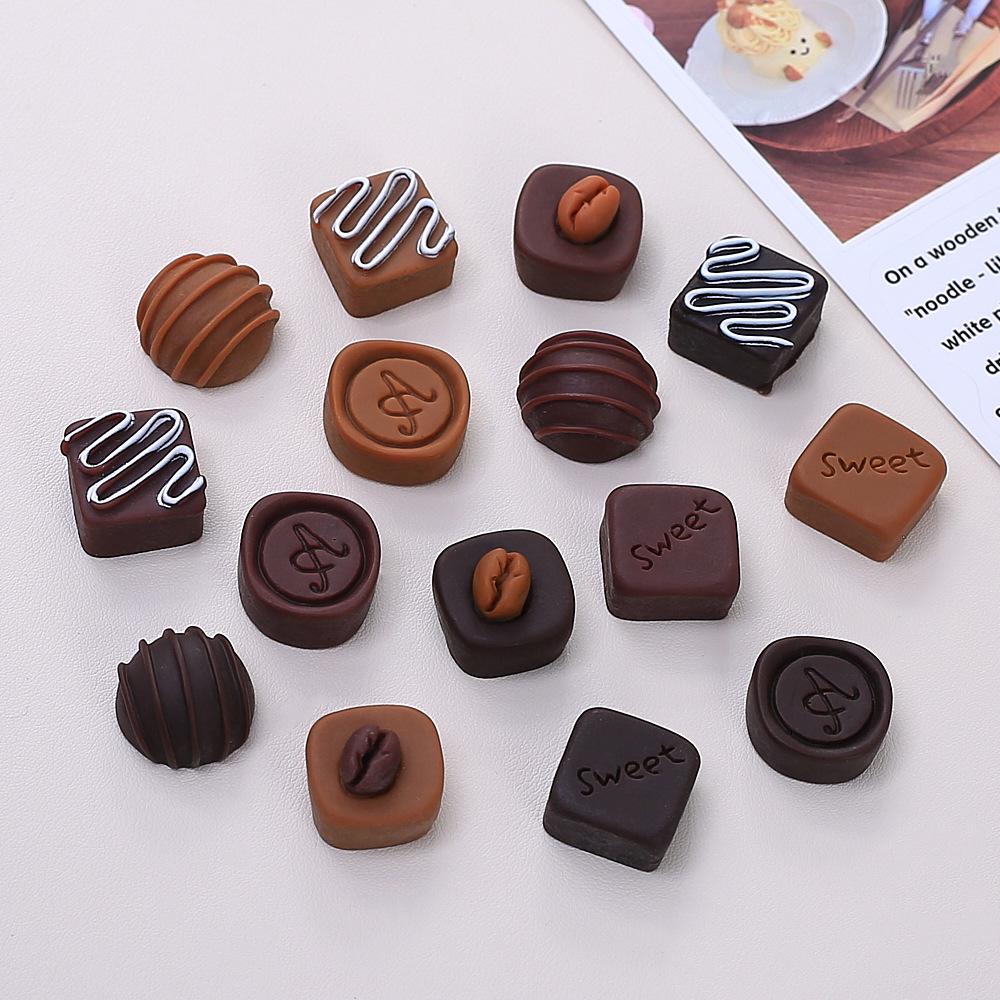 Handmade Musical Note Chocolate Candy Toy DIY Ornaments with Resin, Cream, and Glue Accessories