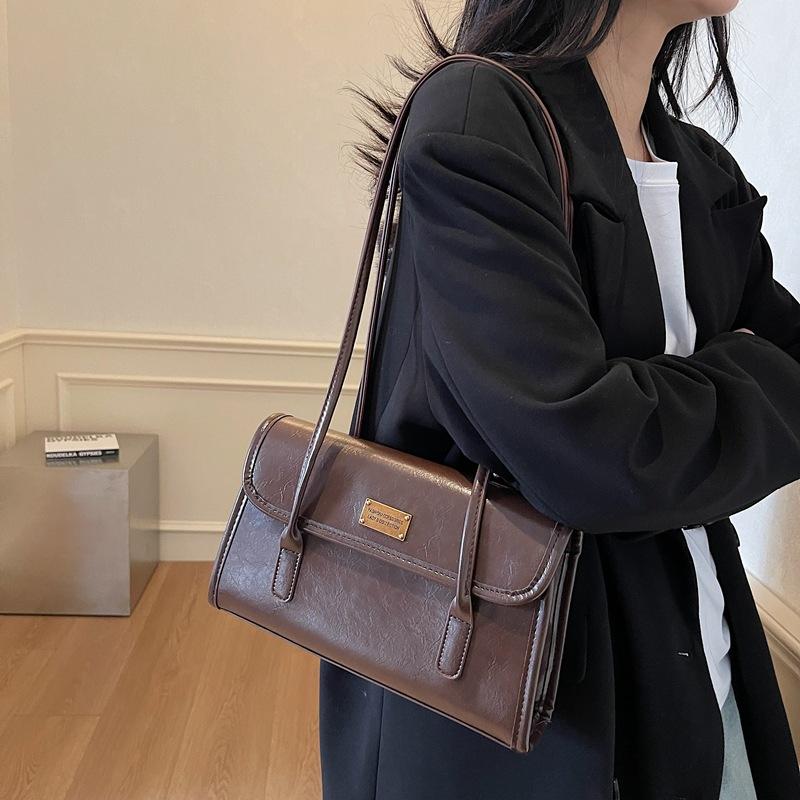 Retro niche commuter underarm bag women's 2025 new fashion shoulder bag simple and versatile handbag