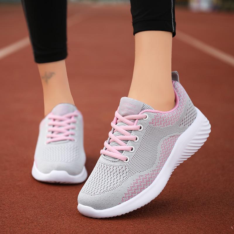 Spring New Lightweight Breathable Sports Shoes Flat Casual Shoes Comfortable Running Shoes