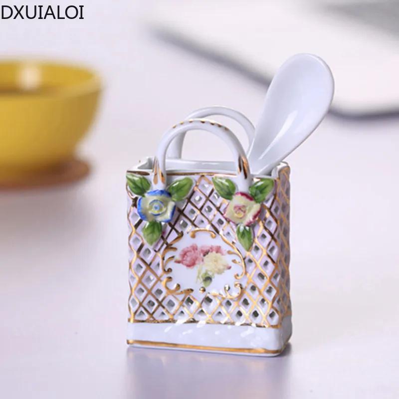 Nordic Creative Painted Bag White Porcelain Vase Decoration Indoor Living Room Desktop Flower Arrangement Vase Home Decoration